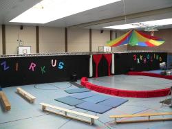 Manege des Zirkus JAKHOLINO Manege des Zirkus JAKHOLINO