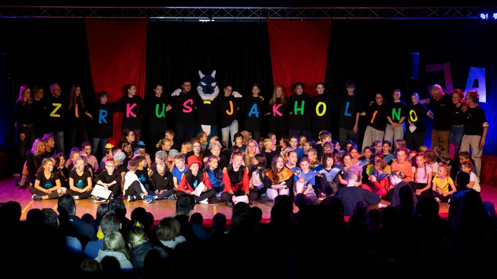 2025-10-24 _Zirkus JAKHOLINO 2025 1629